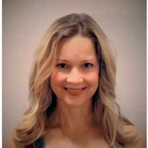 Meet your Posher, Eve